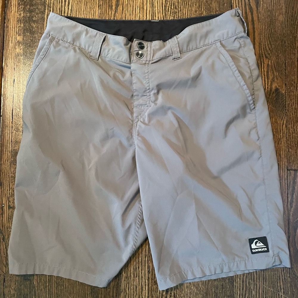 QuikSilver Mens Grey Gray Size 32 Waist Shorts